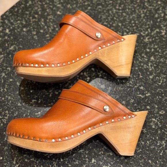 Isabel Marant Clogs - Picture 2 of 4